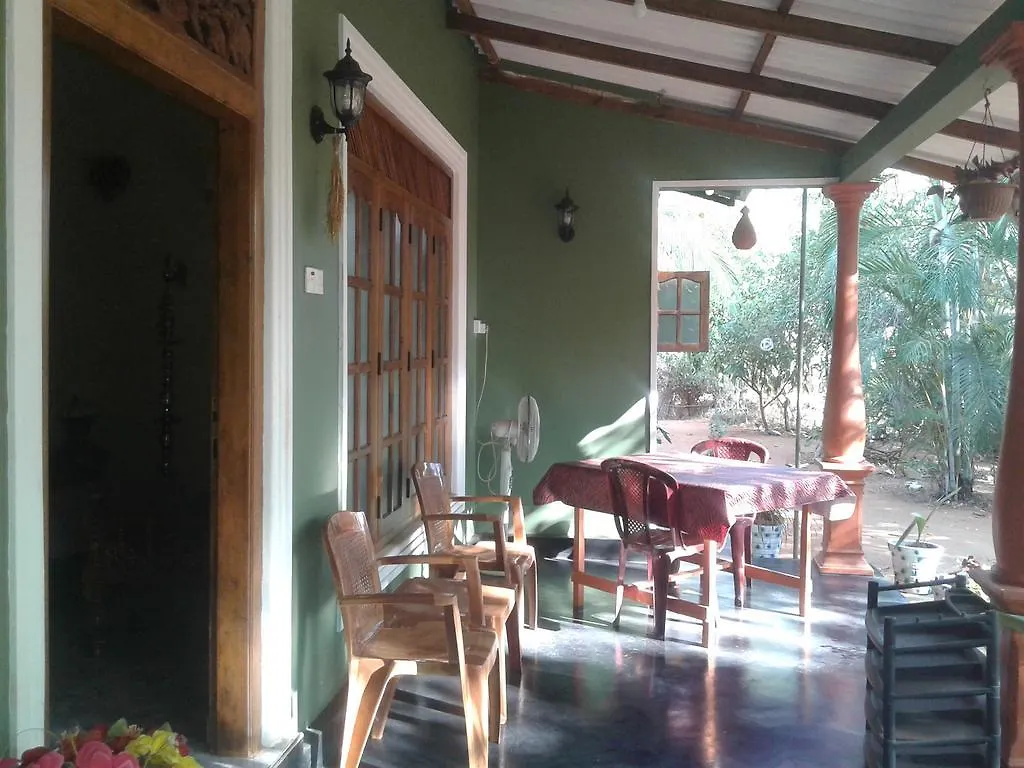 Green Bamboo House Σιγκιρίγια Σρι Λάνκα