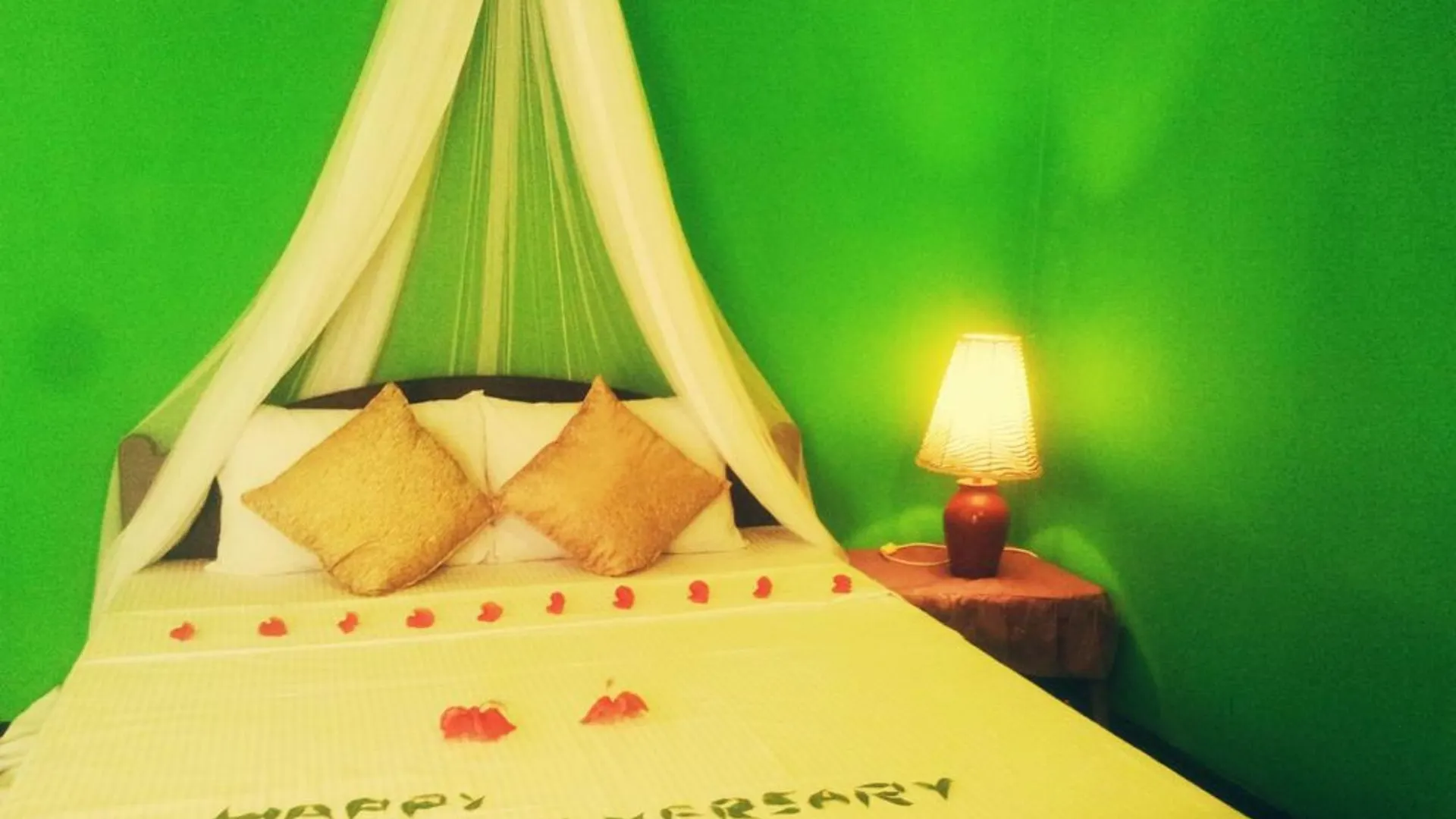 Green Bamboo House Сигирия